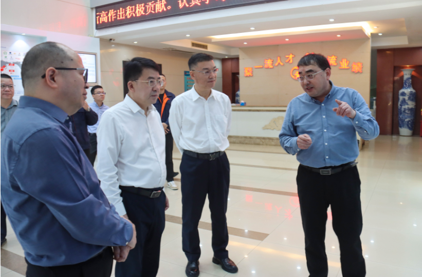 玉林市委常委、常務(wù)副市長韋慶強一行蒞臨廣西銀億調(diào)研
